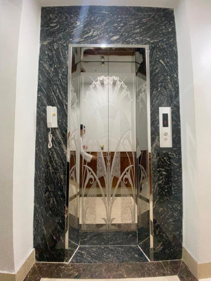 Van Nam Hotel Ha Long Exterior foto