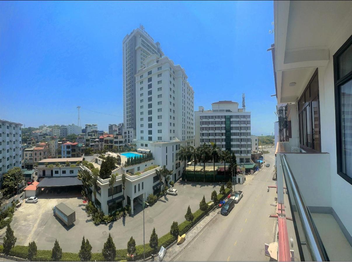 Van Nam Hotel Ha Long Exterior foto